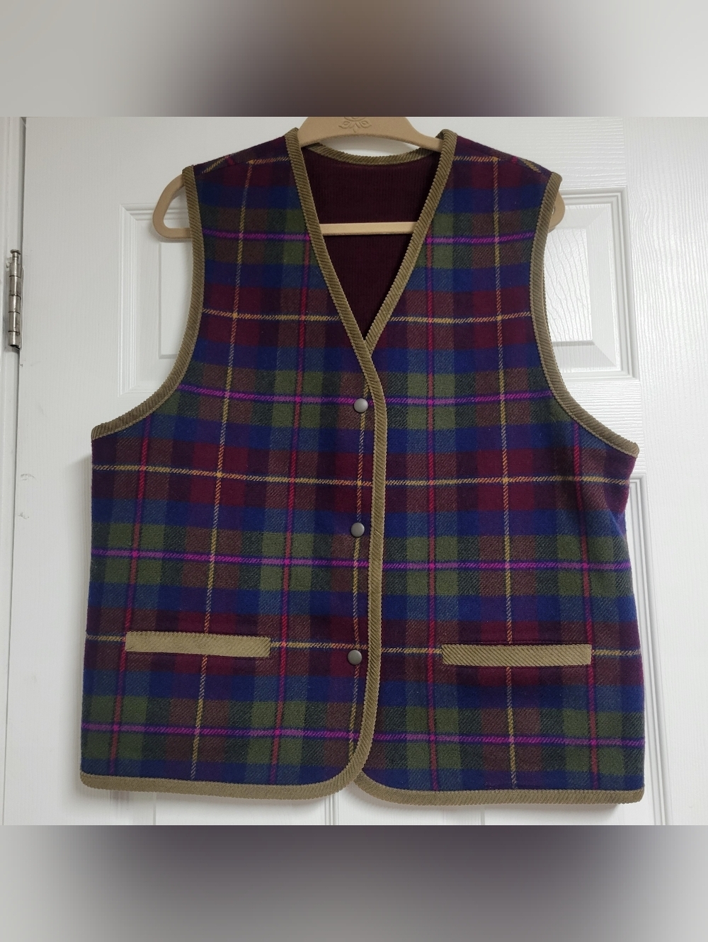 Vintage Pendleton Plaid Wool Corduroy Reversible Vest Size Large.